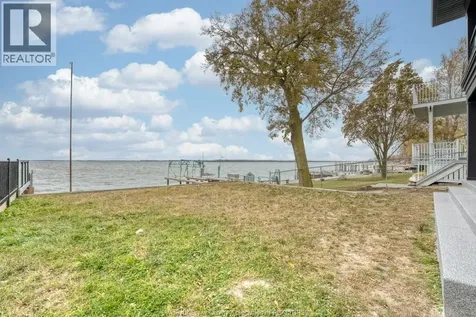 1512 Goodview Avenue Amherstburg ON N9V 1S9