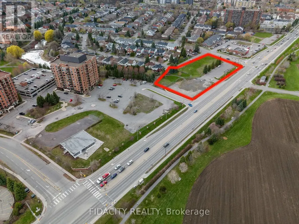 1 Crystal Park Crescent Ottawa ON K2C 3Z8