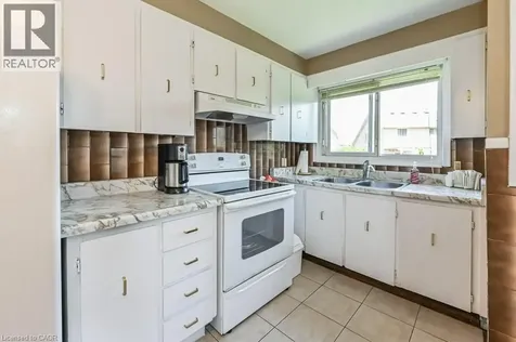 641 Limeridge Road East Hamilton ON L8W 1A2