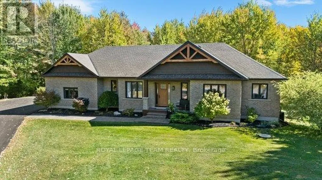 524 Osmond Daley Drive Ottawa ON K0A 1L0