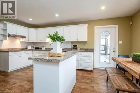 372 Gatestone Boulevard Waterloo ON N2T 2J6