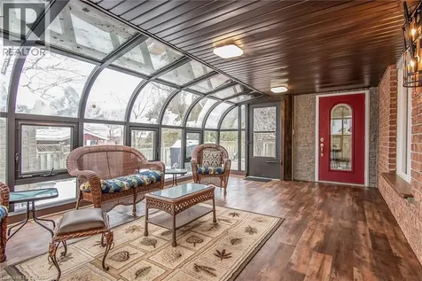 372 Gatestone Boulevard Waterloo ON N2T 2J6