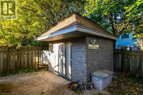 372 Gatestone Boulevard Waterloo ON N2T 2J6