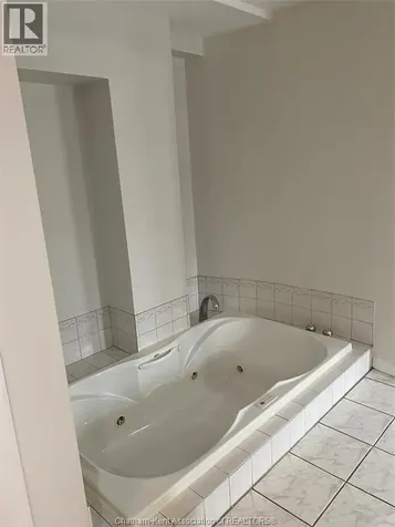 240 William Street South Chatham ON N7M 4S9