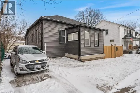 162 Brock Street North Sarnia ON N7T 5Z1