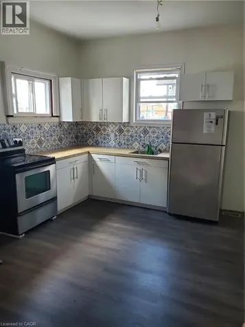 162 Brock Street North Sarnia ON N7T 5Z1