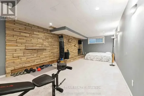 2353 Georgina Drive Ottawa ON K2B 7M6