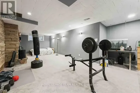 2353 Georgina Drive Ottawa ON K2B 7M6