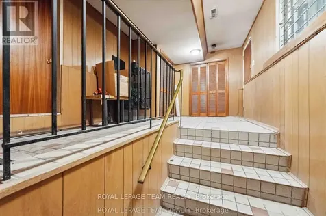 2353 Georgina Drive Ottawa ON K2B 7M6