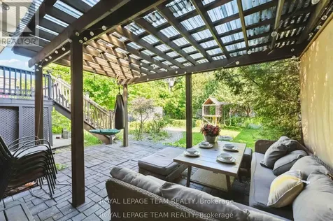 2353 Georgina Drive Ottawa ON K2B 7M6