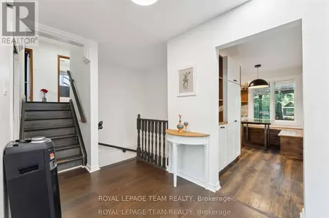 2353 Georgina Drive Ottawa ON K2B 7M6