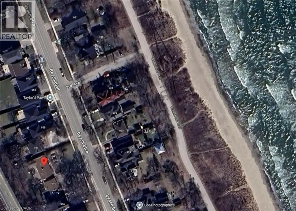 940 Beach Boulevard Hamilton ON L8H 6Z4
