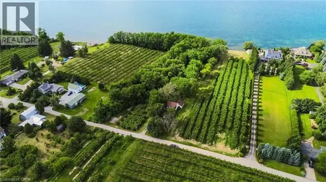 22 Blezard Drive Beamsville ON L0R 1B3