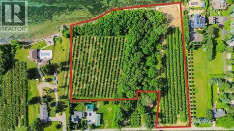22 Blezard Drive Beamsville ON L0R 1B3