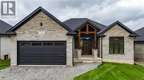 34 Andrew Avenue Simcoe ON N3Y 4Y8
