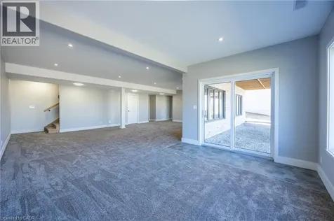 34 Andrew Avenue Simcoe ON N3Y 4Y8