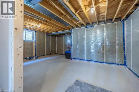34 Andrew Avenue Simcoe ON N3Y 4Y8