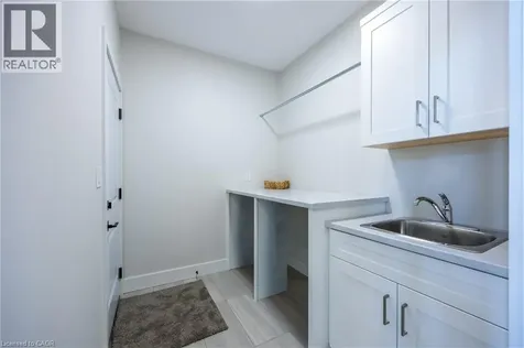 34 Andrew Avenue Simcoe ON N3Y 4Y8