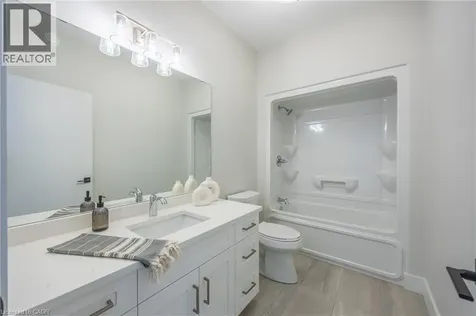 34 Andrew Avenue Simcoe ON N3Y 4Y8
