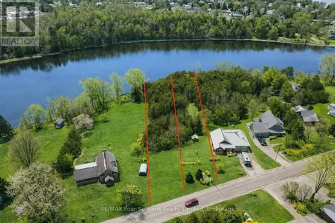 237 S Rankin Street Saugeen Shores ON N0H 2L0
