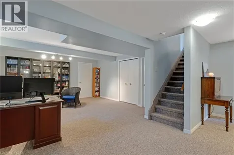 15 Erin Court Aylmer ON N5H 3G6