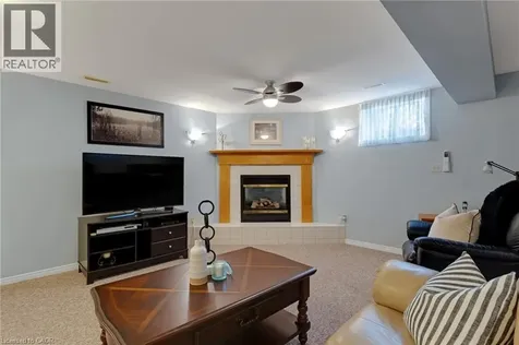 15 Erin Court Aylmer ON N5H 3G6