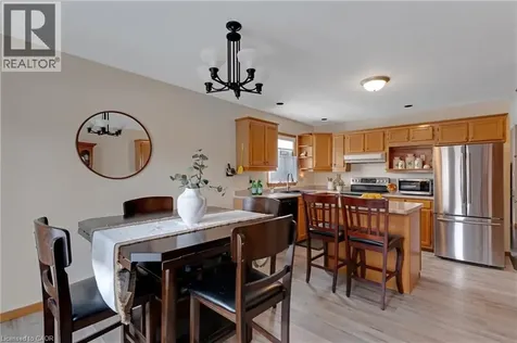 15 Erin Court Aylmer ON N5H 3G6