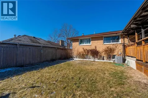 1146 O'rae Avenue Sarnia ON N7S 3G9