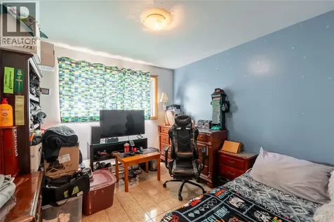 1146 O'rae Avenue Sarnia ON N7S 3G9