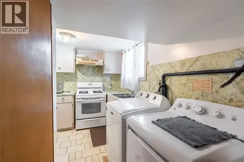 1146 O'rae Avenue Sarnia ON N7S 3G9