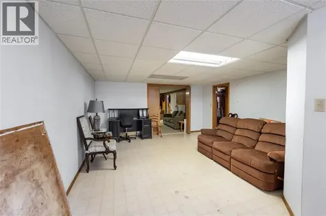 1146 O'rae Avenue Sarnia ON N7S 3G9