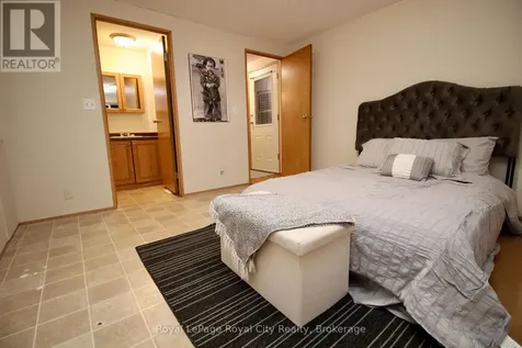 6 Olympia Avenue Puslinch ON N0B 2C0