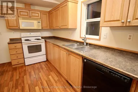6 Olympia Avenue Puslinch ON N0B 2C0
