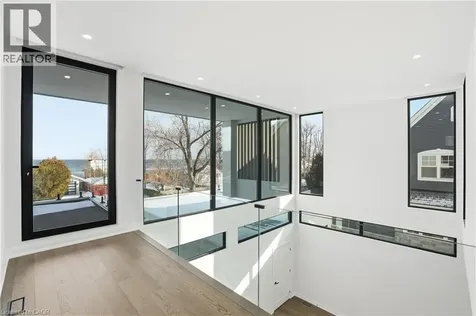36 Windemere Road Hamilton ON L8E 5G5