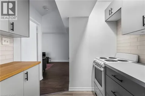 87 Duke Street Hamilton ON L8P 1X4