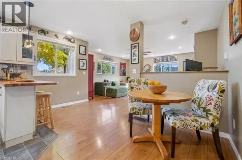 32 Holly Trail Puslinch ON N3C 2V4