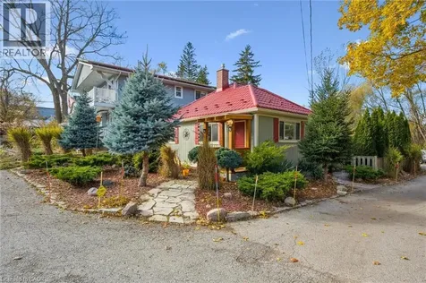 32 Holly Trail Puslinch ON N3C 2V4