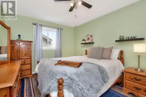 44 Byrnes Crescent Penetanguishene ON L9M 1V9