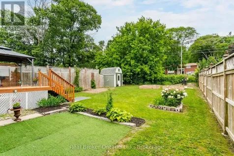 44 Byrnes Crescent Penetanguishene ON L9M 1V9