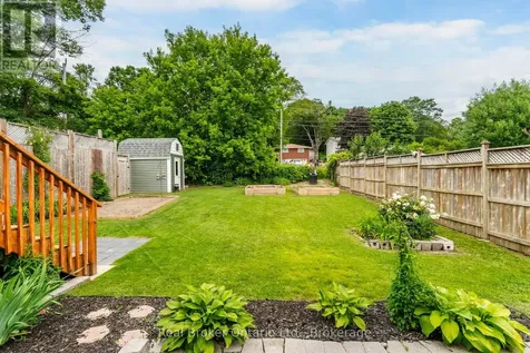 44 Byrnes Crescent Penetanguishene ON L9M 1V9