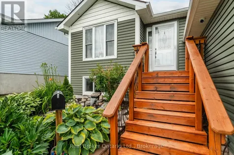 44 Byrnes Crescent Penetanguishene ON L9M 1V9