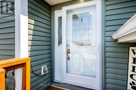 44 Byrnes Crescent Penetanguishene ON L9M 1V9