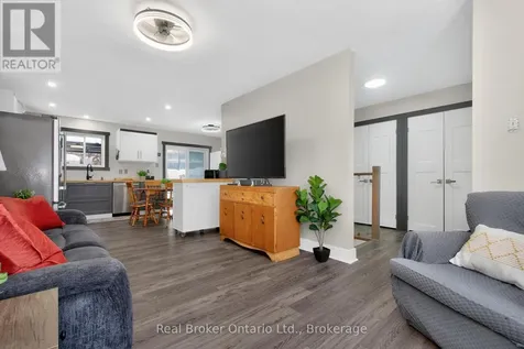 44 Byrnes Crescent Penetanguishene ON L9M 1V9