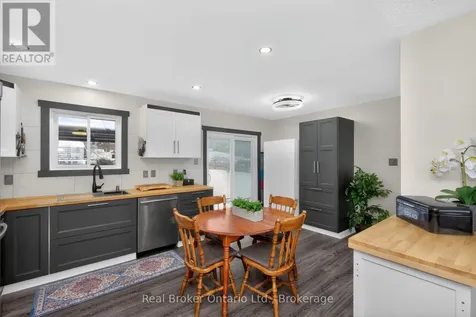44 Byrnes Crescent Penetanguishene ON L9M 1V9