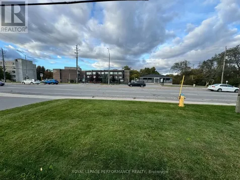 1756 Montreal Road Ottawa ON K1J 6N3