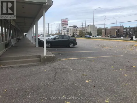 1756 Montreal Road Ottawa ON K1J 6N3