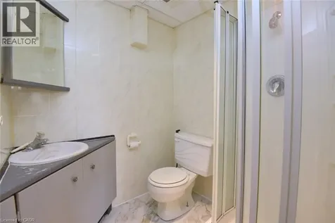 409 Tennyson Drive Oakville ON L6L 3Z2