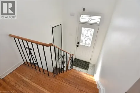 409 Tennyson Drive Oakville ON L6L 3Z2