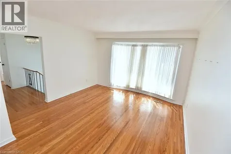 409 Tennyson Drive Oakville ON L6L 3Z2