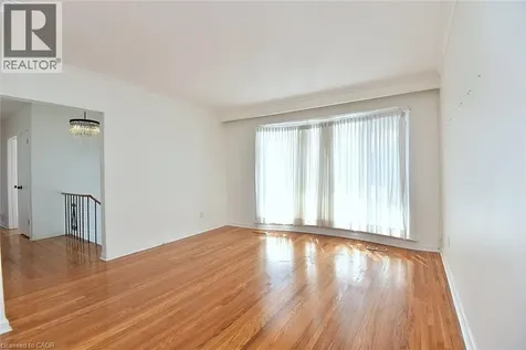 409 Tennyson Drive Oakville ON L6L 3Z2